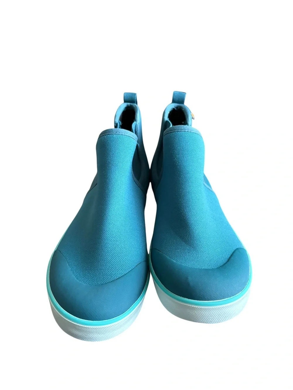 BOGS Unisex Waterproof Chelsea Boots size 6 youth.